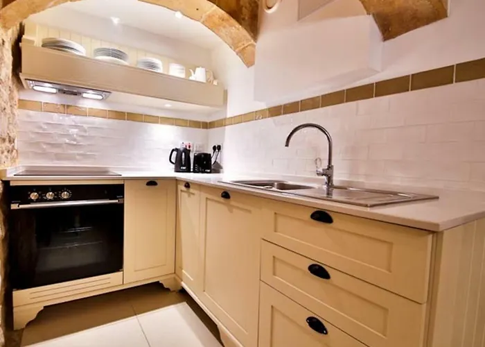 Myn Zondadari Apartment *