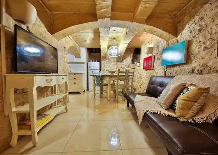 Myn Zondadari * Rabat